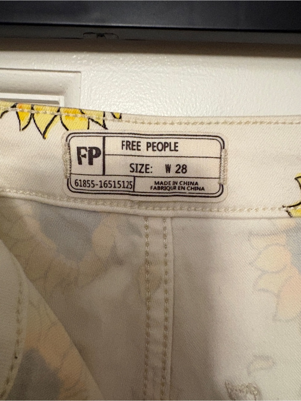 Free People Sunflower Print Flare Jeans Boho Festival Bell Bottoms W28 - Picture 2 of 5